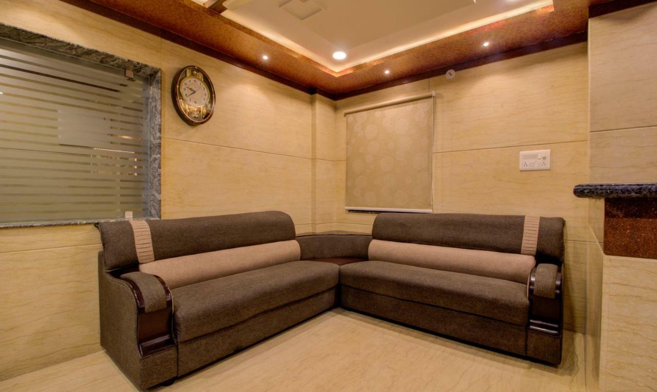 Treebo Sls Grand Hotel Tirupati Luaran gambar